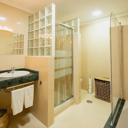Βίλα Vista Reina - Luxury 6 Bedroom - Heated Pool- Views - Pool Table - Vista Lobos -